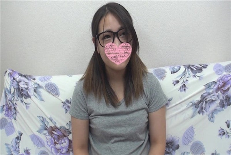 中出生穿赤身围裙亚洲欧美日韩在线综合第一页