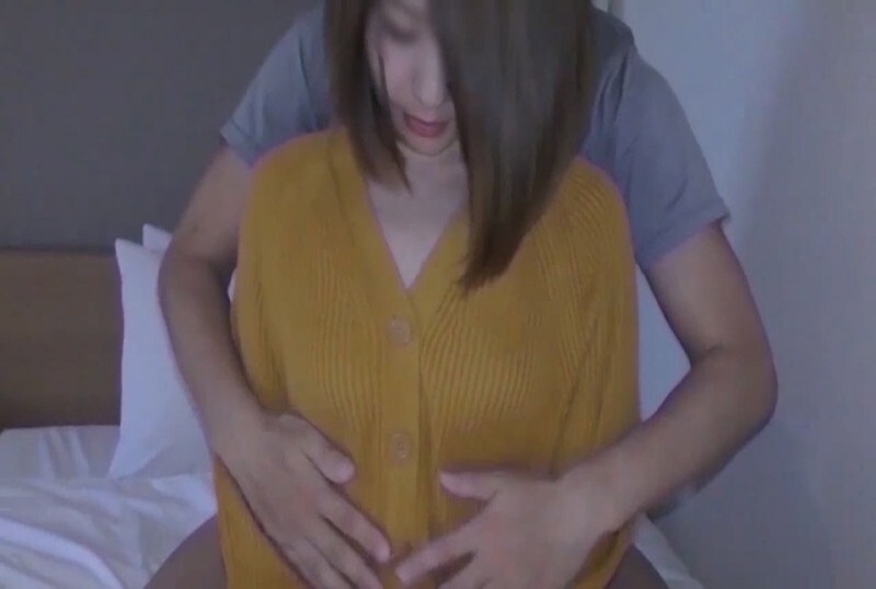 FC2-4688995 秋田美女人妻，光天化日下，被叫出来饭店中出！！ 素人 – 219-mny